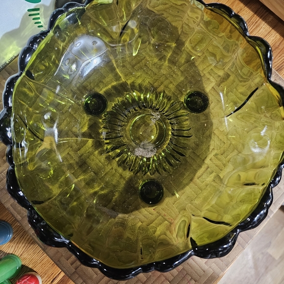 Vintage Indiana glass bowl Avocado green - Picture 3 of 4